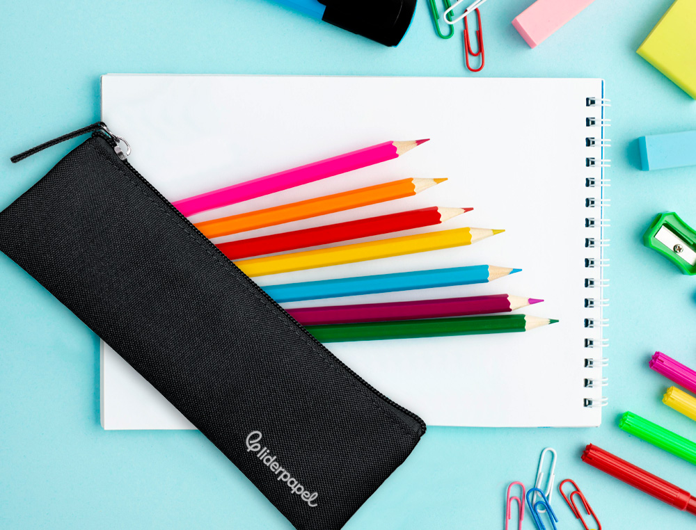 ESTUCHE PORTATODO LIDERPAPEL PLANO ESTRECHO UNA CREMALLERA 200X60 MM NEGRO