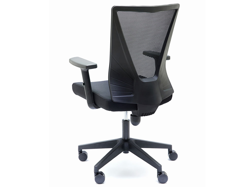 SILLA TIRANA NEGRO RESPALDO MALLA CON BRAZOS REGULABLES